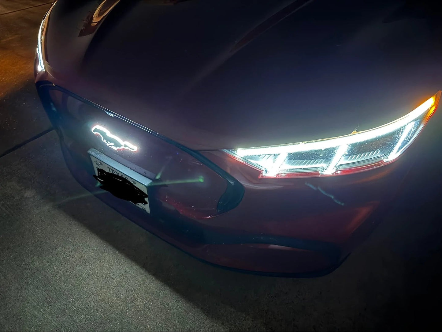 FRONT LIGHT‑UP PONY